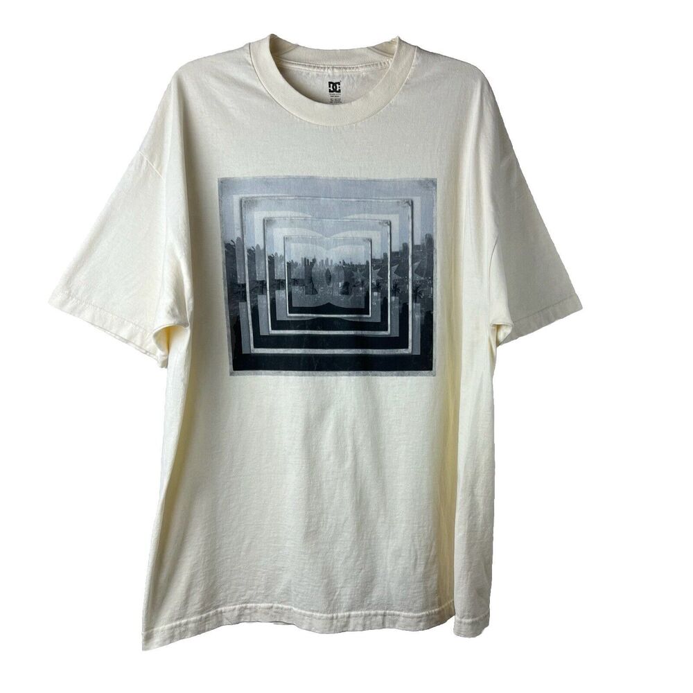 Vintage Y2K DC Shoes Skate Shirt Ivory Men’s Size XL Logo Graphic T-Shirt Tee